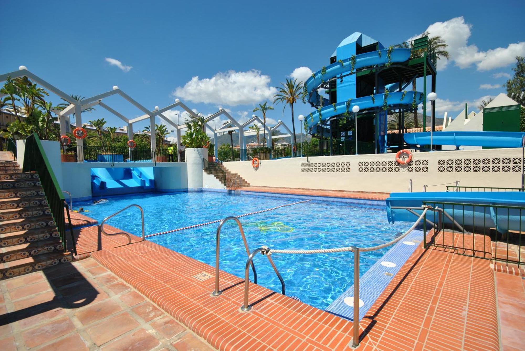 Apartamento Cubo's Benalbeach Sea View & Terrace *