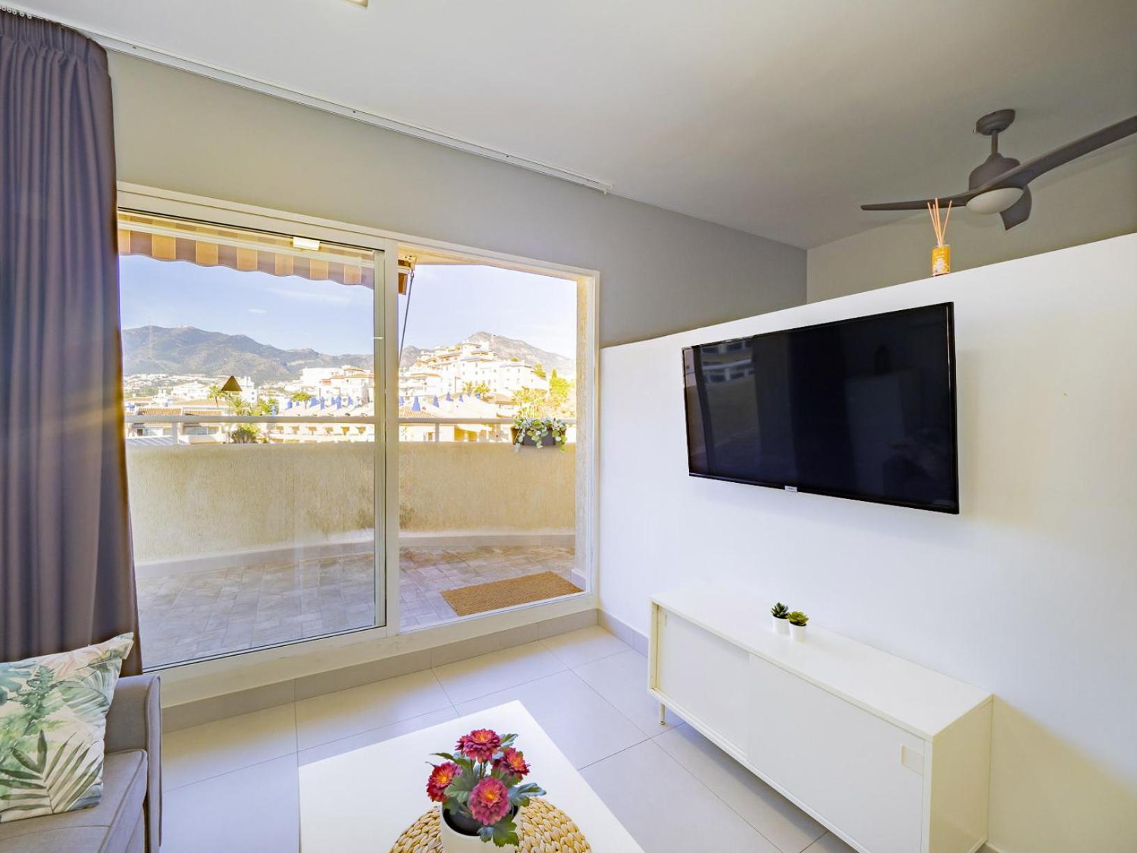 Apartamento Cubo's Benalbeach Sea View & Terrace